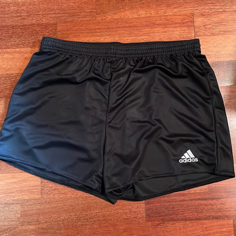 NWT women’s Adidas shorts